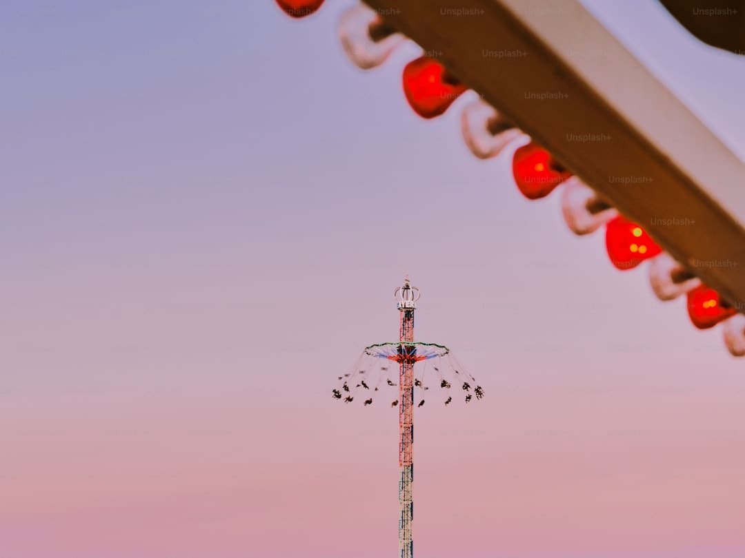 艺评丨常瑞芳：在国际的荒唐与日子的悲情中寻觅生命价值